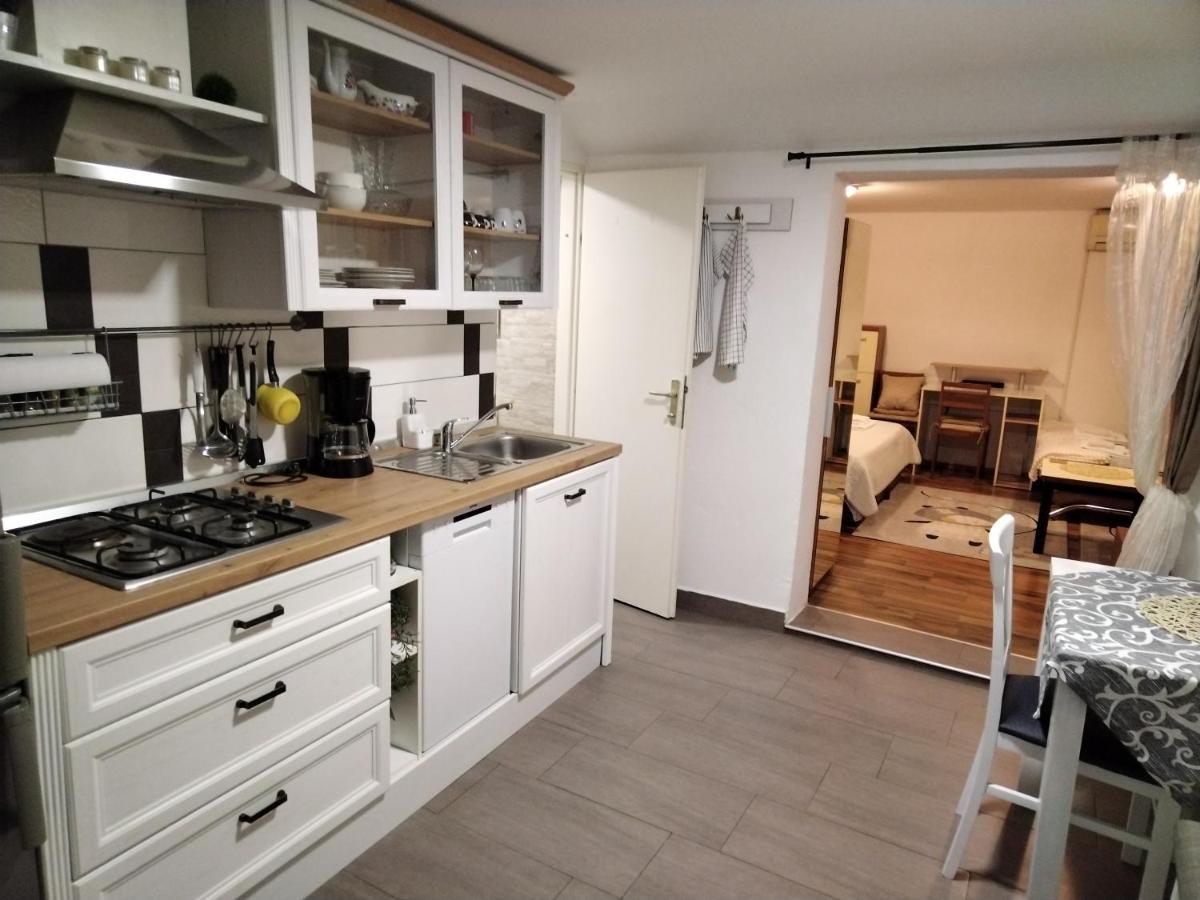 Apartment Bonbon