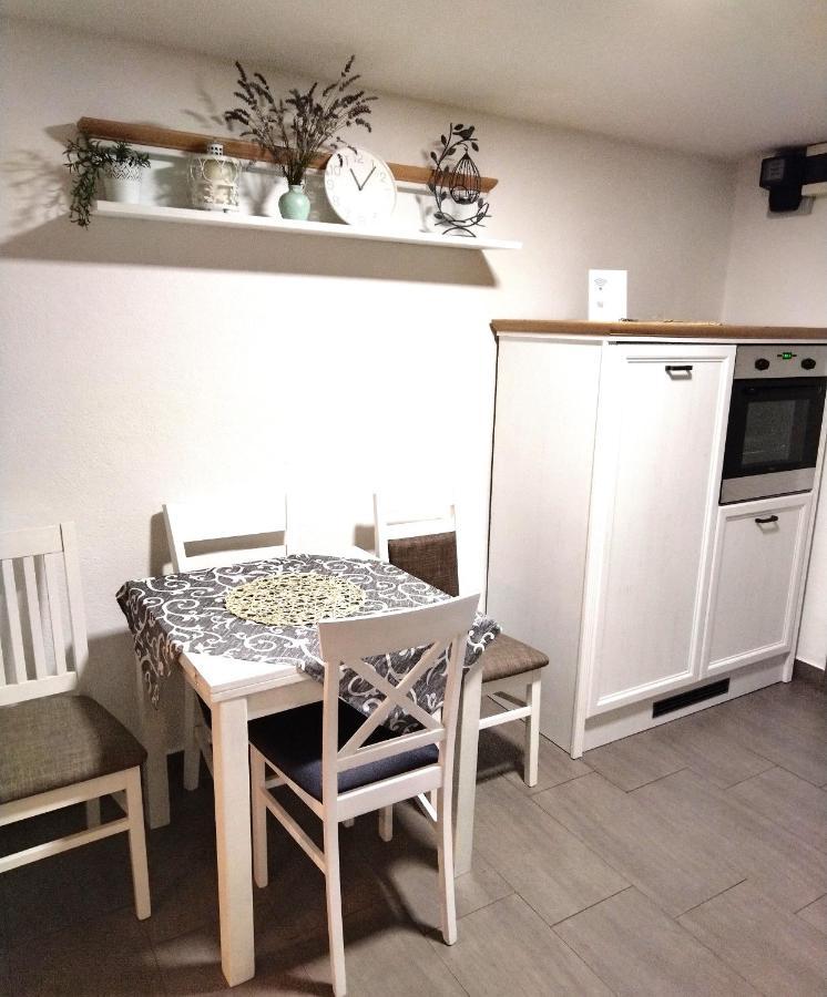 Apartment Bonbon