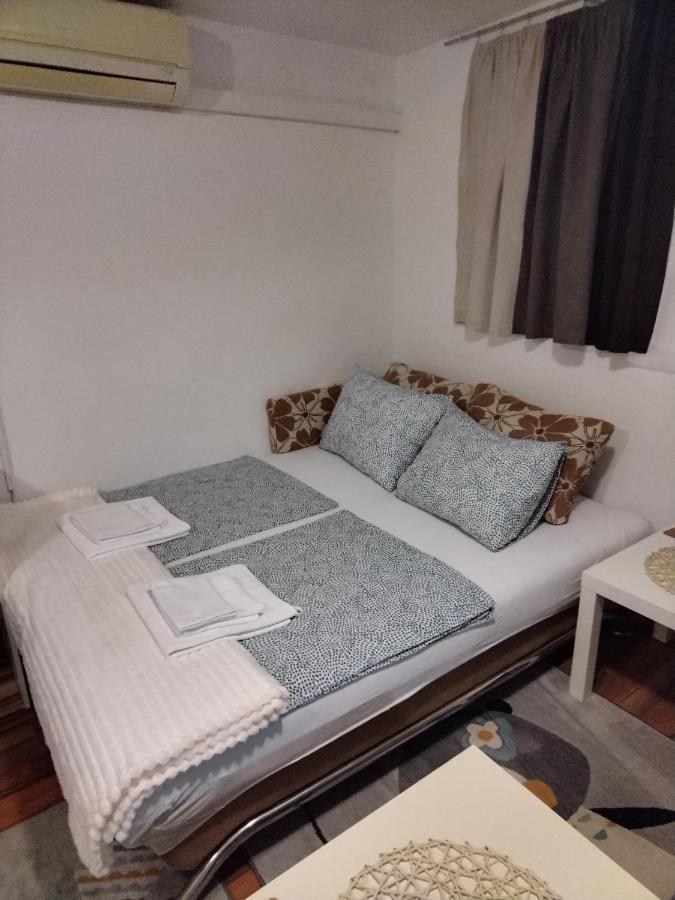 Apartment Bonbon *